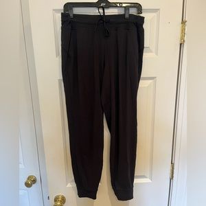 Lululemon Women’s Black Jogger